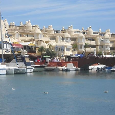 Next To Puerto Marina And The Beach Benalmádena Εξωτερικό φωτογραφία