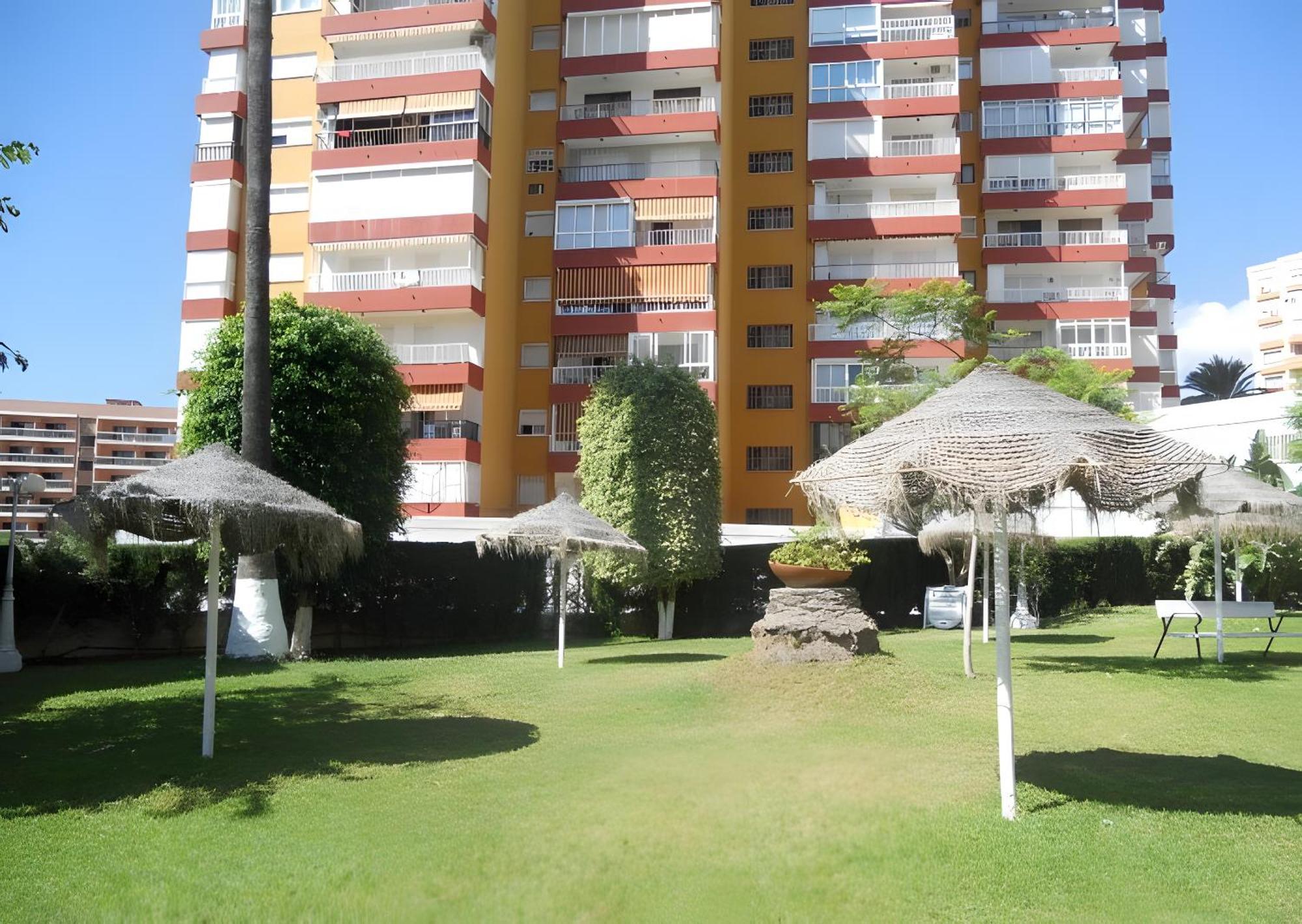 Next To Puerto Marina And The Beach Benalmádena Εξωτερικό φωτογραφία